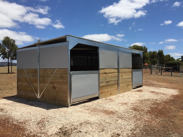 Horse Shelters Australia | Australian Made & Sourced Stables & Shelters